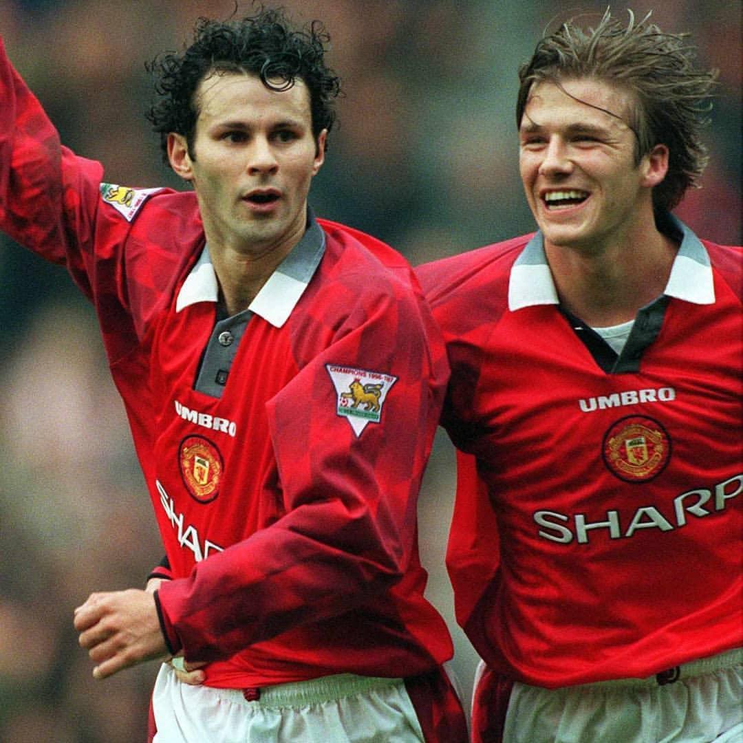 Best midfielders of 1990s